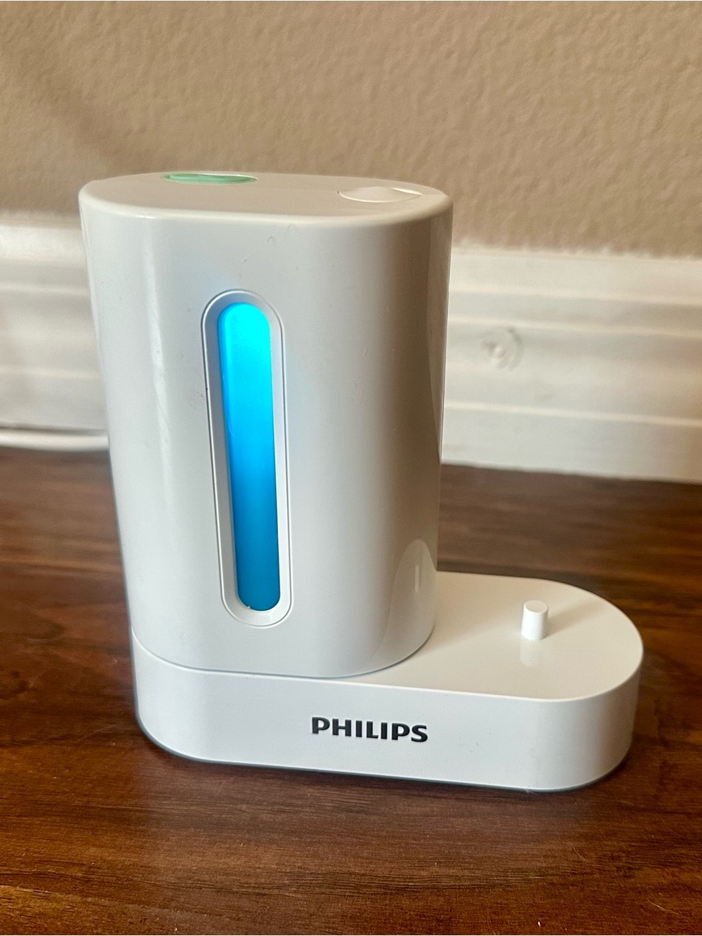 Philips Sonicare Charger with UV Sanitizing Technology